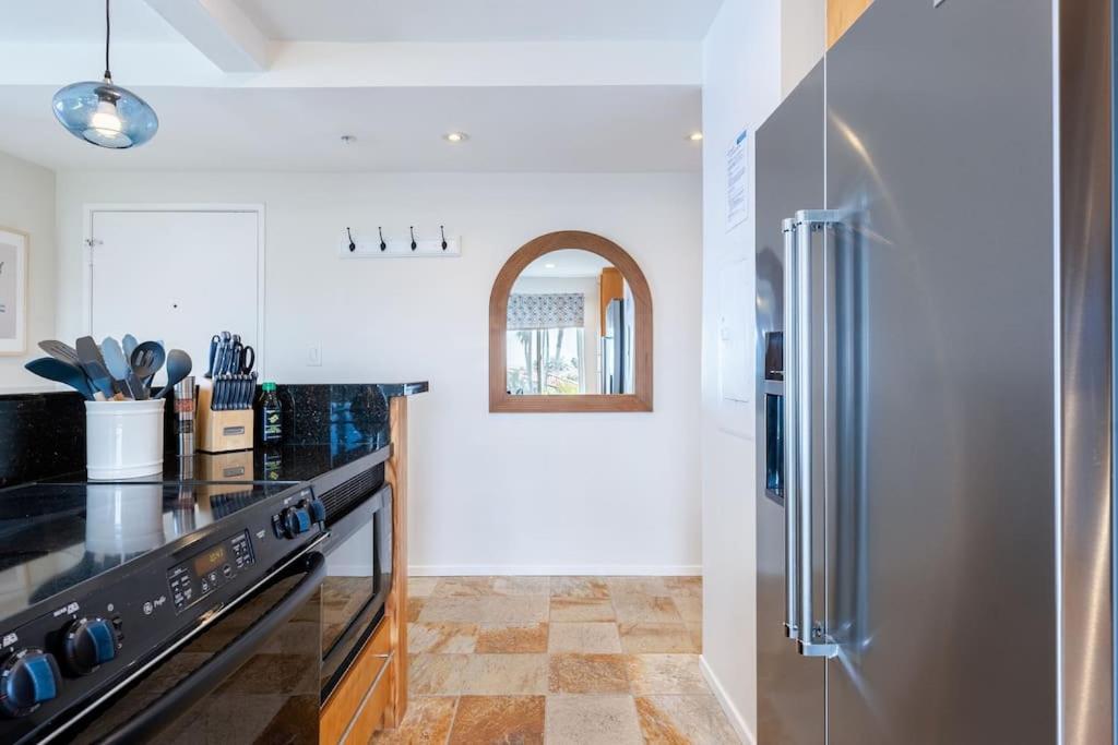 Apartment Sur La Mer, Beachfront, Tidal Pools