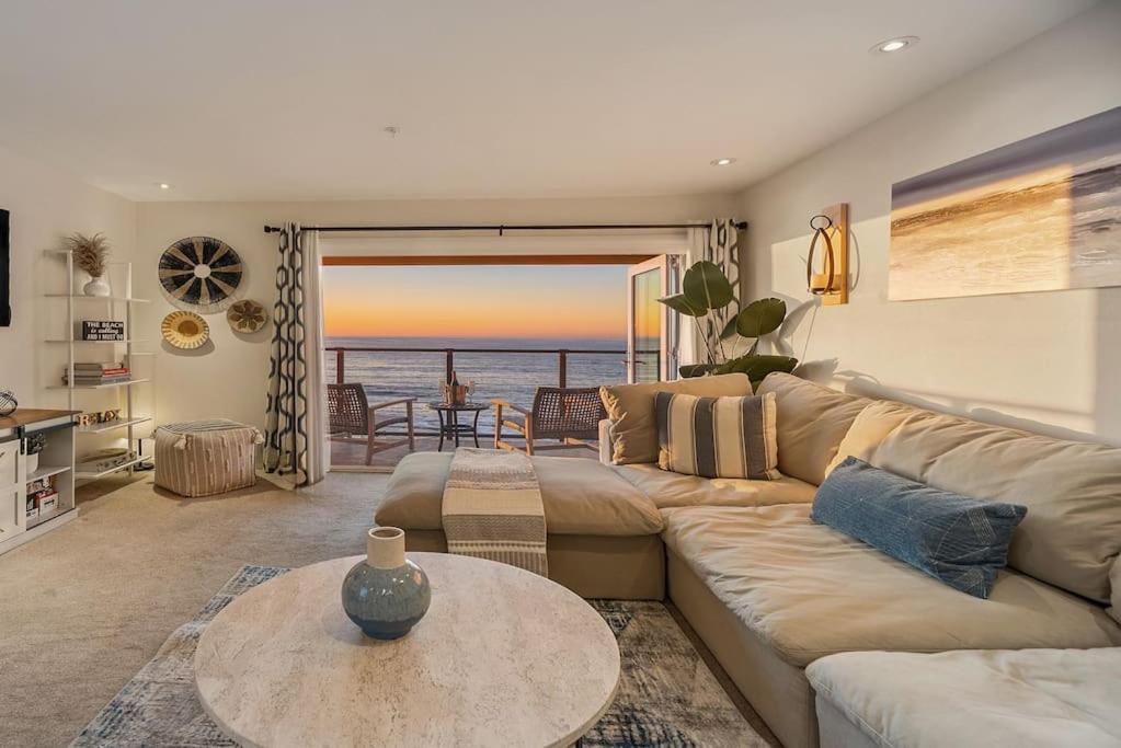 Sur La Mer, Beachfront, Tidal Pools Apartment *